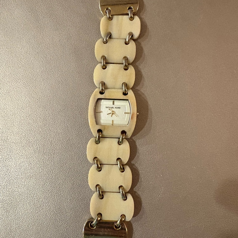 Michael Kors Cream and Gold Women's Watch